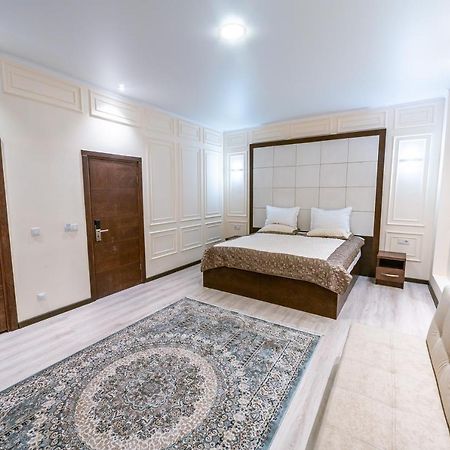 Hotel Golden Square Бишкек Экстерьер фото